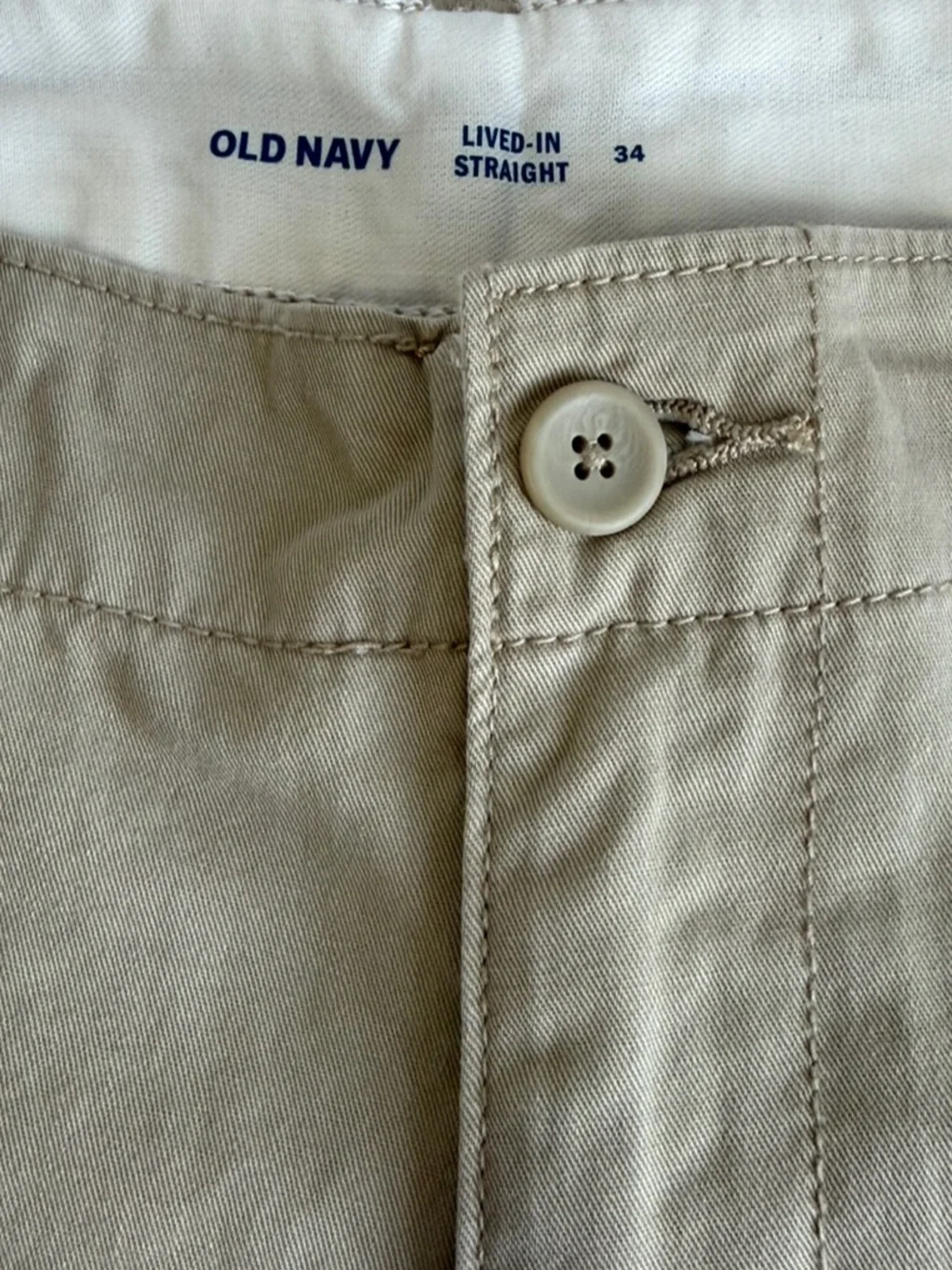 Old Navy Tan Lived-In Straight Flat Front 10” Seam Shorts Men’s Size 34 NWT